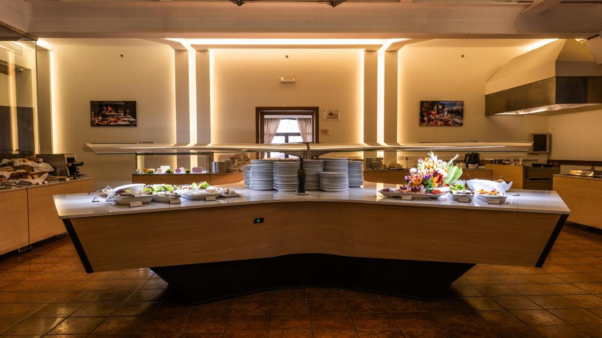 Intercontinental Mzaar Lebanon Mountain Resort & Spa By Ihg Mzaar Kfardebian Luaran gambar